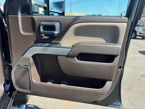 Used 2019 Chevrolet Silverado 2500 LTZ w/ Z71 Package, Off-Road image 19