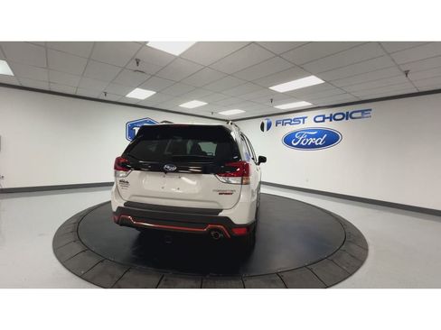 Used 2022 Subaru Forester Sport image 9