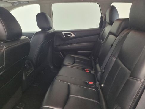 Used 2015 Nissan Pathfinder SL w/ SL Premium Package AWD/4WD image 18