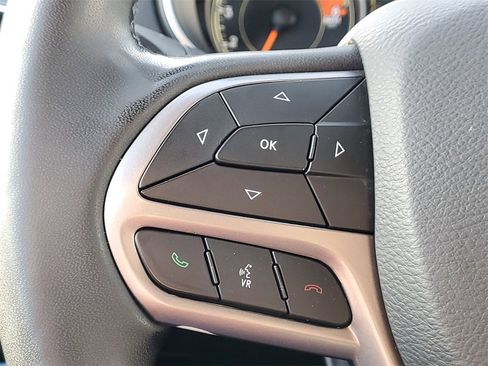 Used 2021 Jeep Cherokee Latitude Lux image 19