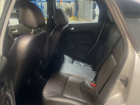 Used 2010 Ford Focus SES image 32