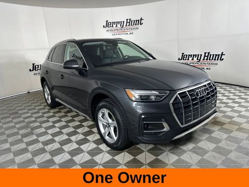 Used 2023 Audi Q5 2.0T Premium w/ Convenience Package AWD/4WD image 4