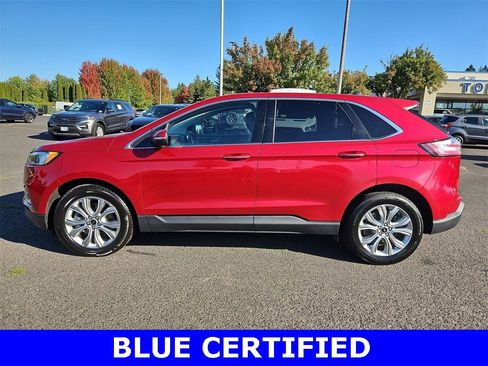 Certified 2023 Ford Edge Titanium image 2