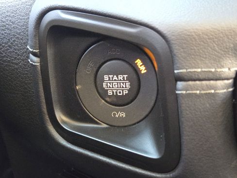 Used 2024 Jeep Wrangler Unlimited Rubicon image 24