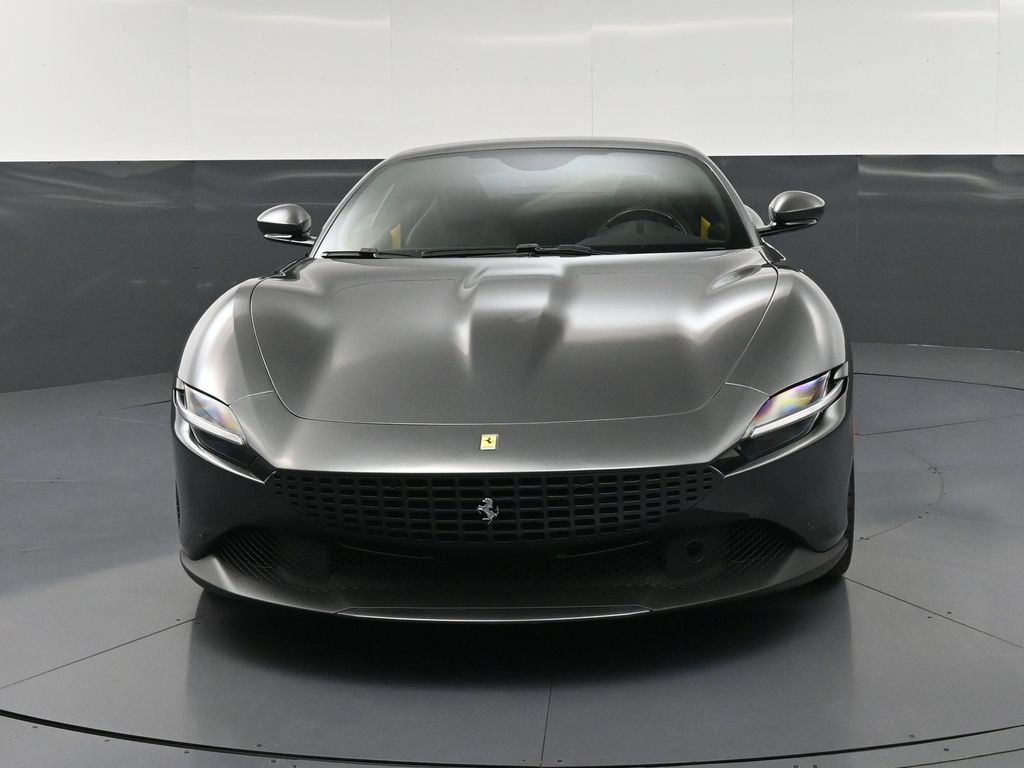 Used 2022 Ferrari Roma RWD image 11