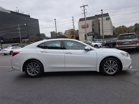 Used 2019 Acura TLX image 6