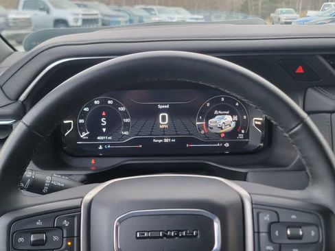 Certified 2024 GMC Yukon XL Denali image 14