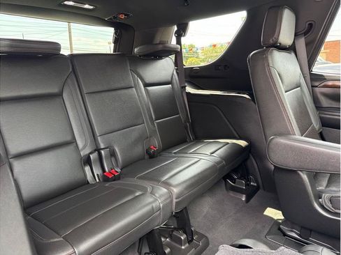 Used 2021 Chevrolet Tahoe High Country AWD/4WD image 12