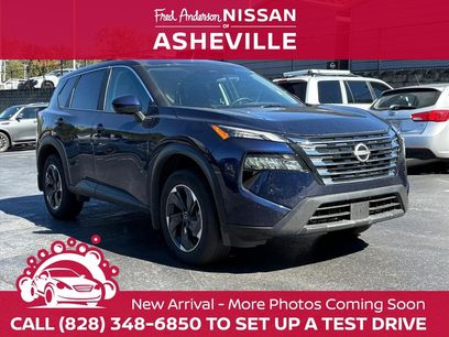 Certified 2025 Nissan Rogue SV