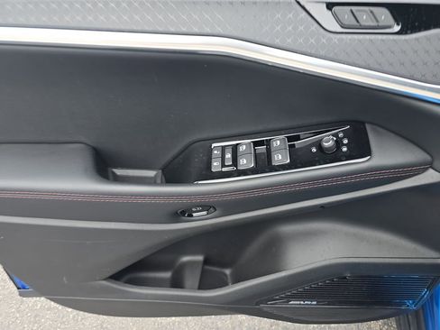 Used 2025 Jeep Wagoneer S Limited image 16