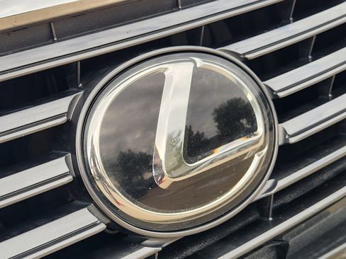 Used 2017 Lexus ES 350 image 12