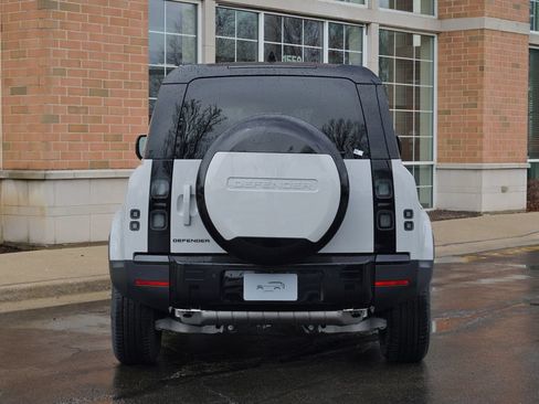 Used 2026 Land Rover Defender 110 S AWD/4WD image 5