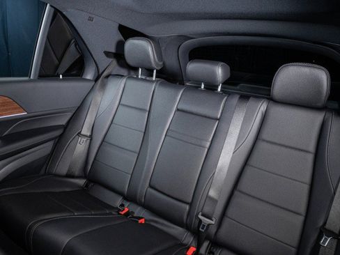 Certified 2026 Mercedes-Benz GLE 350 4MATIC image 27