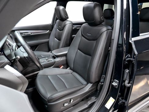 Used 2022 Cadillac XT6 Luxury FWD image 7