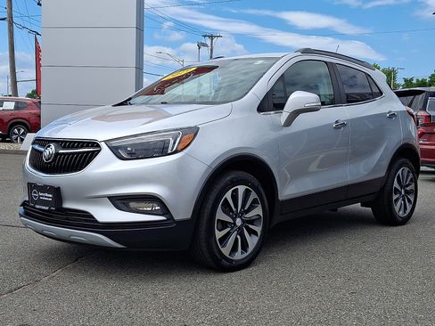 Used 2019 Buick Encore Essence AWD/4WD image 3