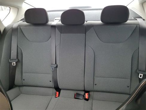 Used 2025 Kia K4 LXS image 9