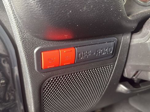 Used 2017 Jeep Wrangler Unlimited Rubicon AWD/4WD image 12