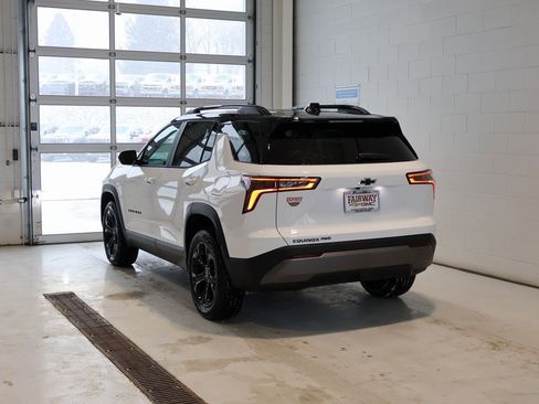 New 2026 Chevrolet Equinox LT w/ Convenience Package II image 8
