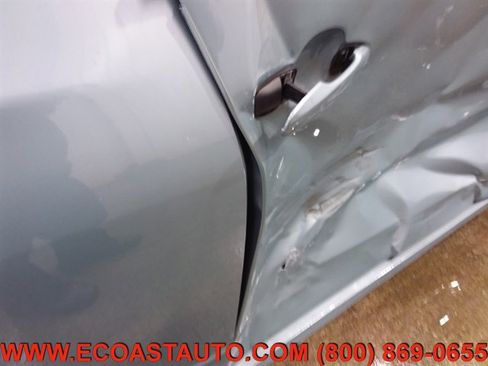 Used 2022 Toyota Prius Limited w/ Premium Convenience Package image 17