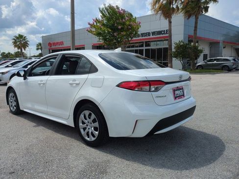 Certified 2020 Toyota Corolla LE FWD image 8