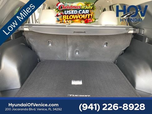 Certified 2024 Hyundai Tucson Limited FWD image 35