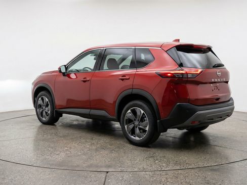 Used 2025 Nissan Rogue SV FWD image 6