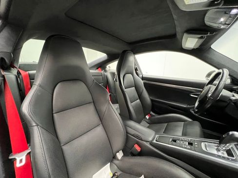 Certified 2015 Porsche 911 Turbo AWD/4WD image 17