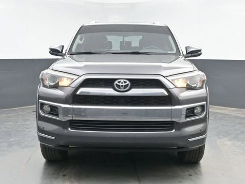 Used 2017 Toyota 4Runner Limited AWD/4WD image 3