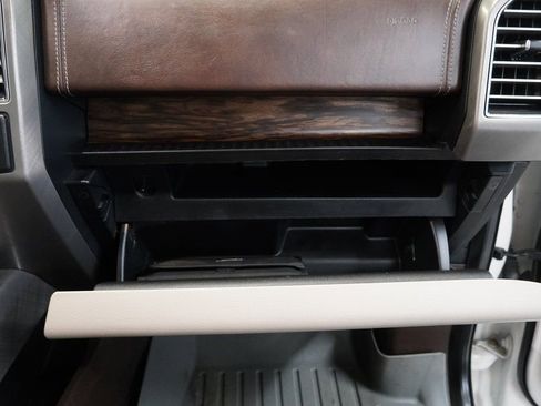 Used 2019 Ford F150 Limited w/ Trailer Tow Package image 35