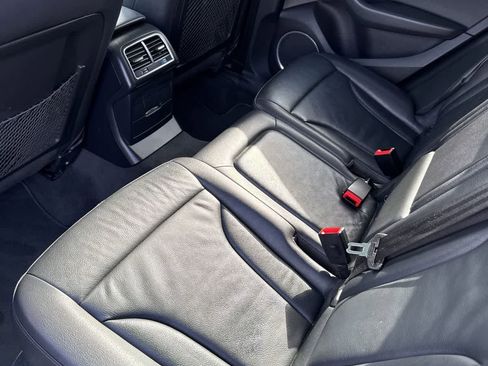 Used 2017 Audi Q5 2.0T Premium Plus w/ Technology Package image 8