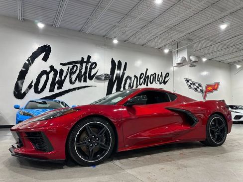 Used 2021 Chevrolet Corvette Stingray Preferred Cpe w/ Z51 Performance Package RWD image 22