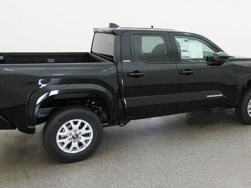 Used 2026 Toyota Tacoma SR5 AWD/4WD image 47
