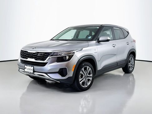 Used 2021 Kia Seltos LX AWD/4WD image 1