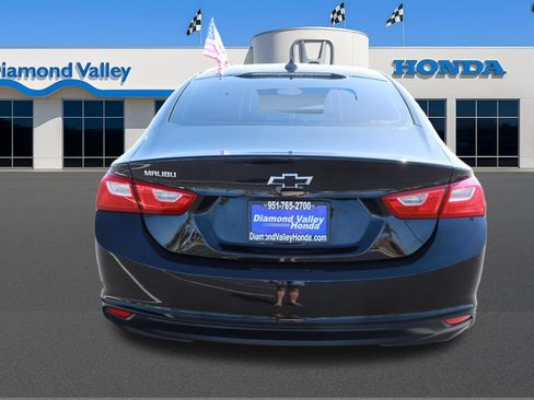 Used 2022 Chevrolet Malibu LS FWD image 5