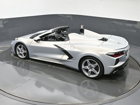 Used 2023 Chevrolet Corvette Stingray Preferred Conv w/ Battery Protection Package RWD image 23