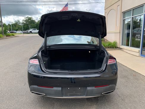 Used 2018 Lincoln MKZ Reserve w/ Luxury Package FWD image 8