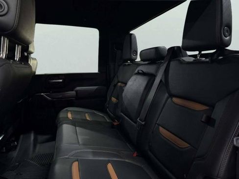 Used 2022 GMC Sierra 2500 AT4 AWD/4WD image 40
