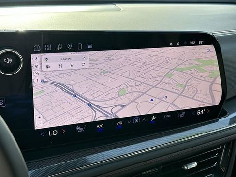 Used 2025 Chevrolet Suburban RST image 13