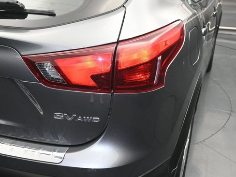 Used 2019 Nissan Rogue Sport SV AWD/4WD image 11