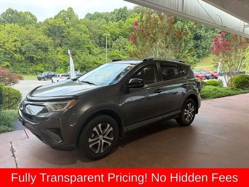 Used 2016 Toyota RAV4 LE FWD image 2