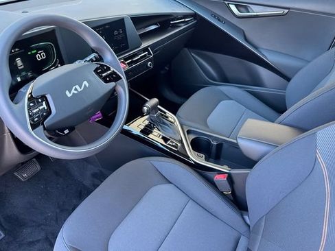New 2026 Kia Niro LX FWD image 11