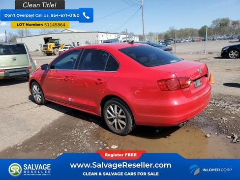 Used 2013 Volkswagen Jetta SE FWD image 3