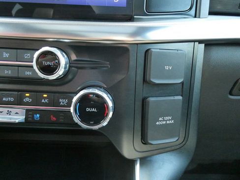 Used 2023 Ford F150 Raptor AWD/4WD image 32