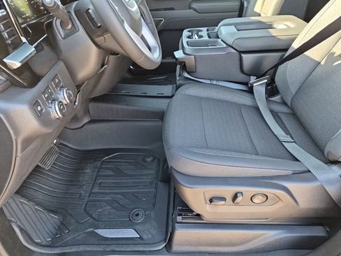 New 2026 GMC Sierra 1500 SLE image 31