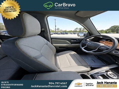 Certified 2025 Chevrolet Colorado ZR2 w/ Technology Package AWD/4WD image 9
