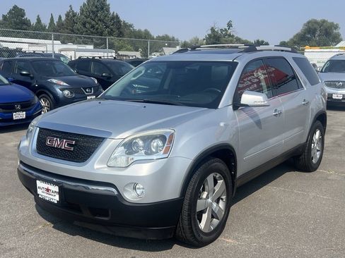 Used 2011 GMC Acadia SLT w/ Technology Package AWD/4WD image 1