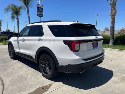 New 2026 Ford Explorer ST w/ Sun And Sound Package AWD/4WD image 3