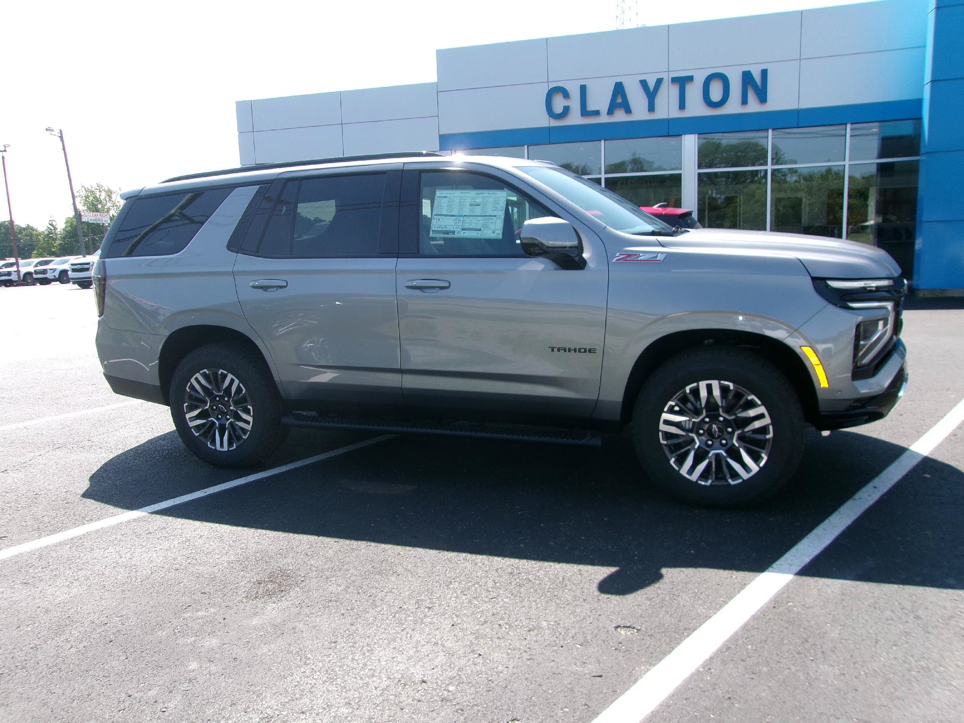 New 2026 Chevrolet Tahoe Z71 w/ Z71 Off-Road Package AWD/4WD image 1