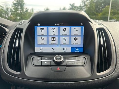 Used 2018 Ford Escape SE w/ SE Sport Appearance Package AWD/4WD image 35