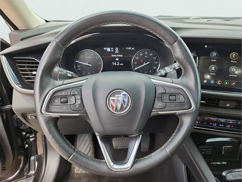 Used 2023 Buick Envision Avenir FWD image 18